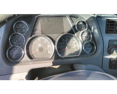 Peterbilt 579 Instrument Panel Cluster