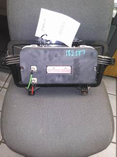 Sterling A9500 Instrument Panel Cluster