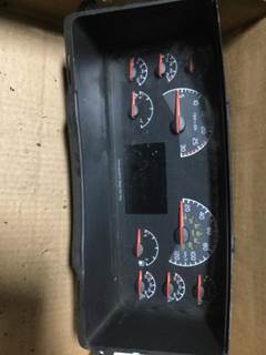 Volvo VNL Instrument Panel Cluster