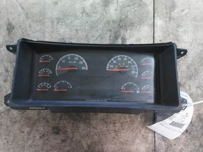 Volvo VNL Instrument Panel Cluster