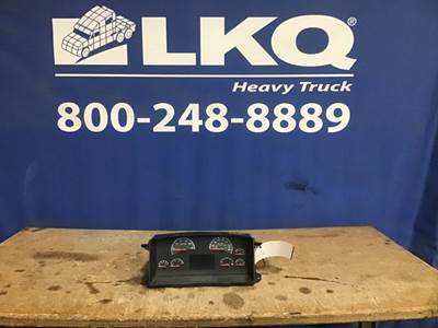 Volvo VNL Instrument Panel Cluster