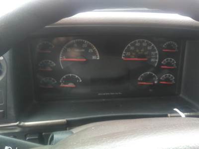 Volvo VNL Instrument Panel Cluster