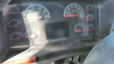 Volvo VNL Instrument Panel Cluster