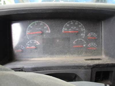 Volvo VNL Instrument Panel Cluster