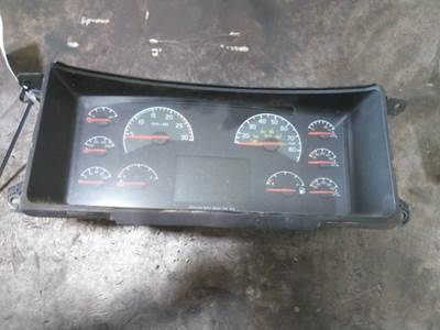 Volvo VNL Instrument Panel Cluster