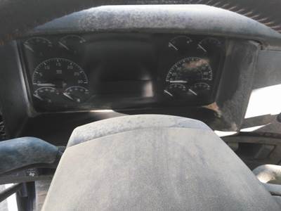 Volvo VNL Left Instrument Panel Cluster