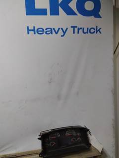 Volvo VNL Instrument Panel Cluster