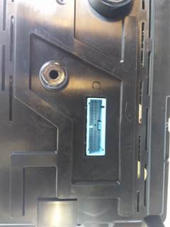 Volvo VNL Instrument Panel Cluster