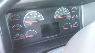Volvo VNL Instrument Panel Cluster