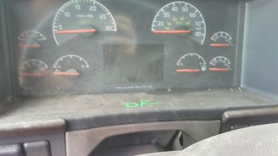 Volvo VNL Left Instrument Panel Cluster