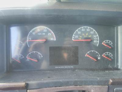 Volvo VNL Instrument Panel Cluster