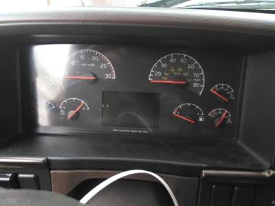 Volvo VNL Instrument Panel Cluster