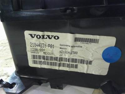 Volvo VNL Left Instrument Panel Cluster