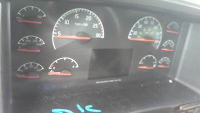Volvo VNL Instrument Panel Cluster