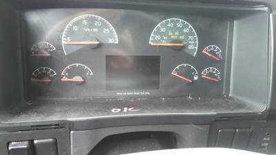 Volvo VNL Left Instrument Panel Cluster