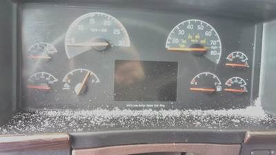 Volvo VNL Left Instrument Panel Cluster