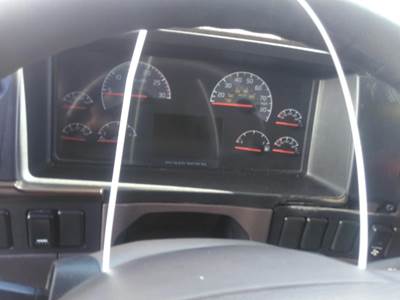 Volvo VNL Instrument Panel Cluster