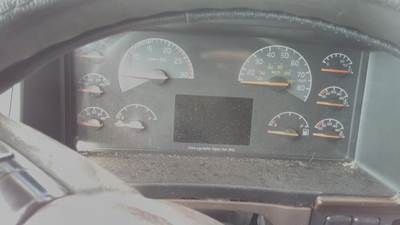 Volvo VNL Left Instrument Panel Cluster