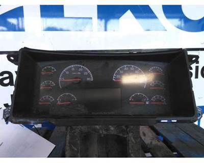 Volvo VNL Instrument Panel Cluster