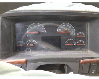 Volvo VNL Instrument Panel Cluster