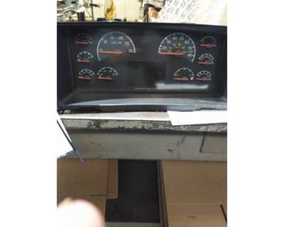 Volvo VNL Left Instrument Panel Cluster