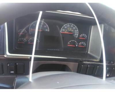 Volvo VNL Instrument Panel Cluster