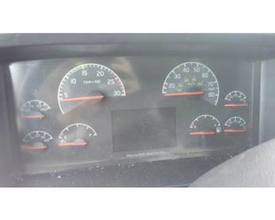 Volvo VNL Instrument Panel Cluster