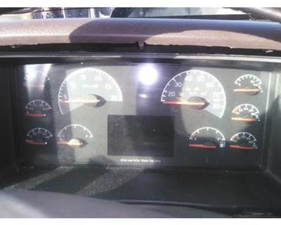 Volvo VNL Instrument Panel Cluster