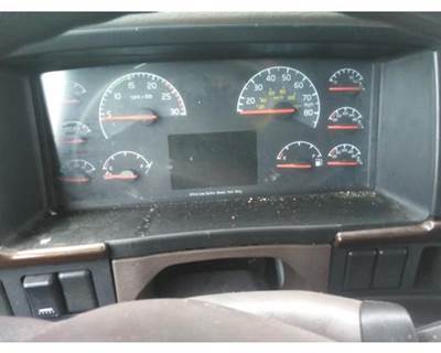 Volvo VNL Instrument Panel Cluster
