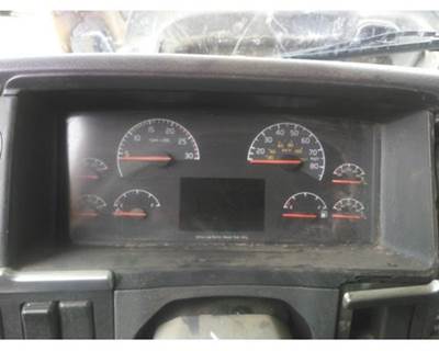 Volvo VNL Instrument Panel Cluster