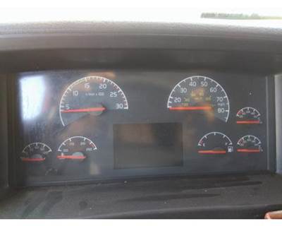 Volvo VNL Instrument Panel Cluster
