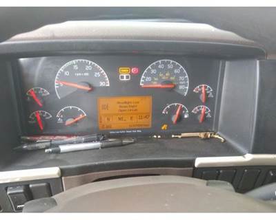 Volvo VNL Instrument Panel Cluster