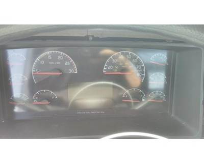 Volvo VNL Instrument Panel Cluster