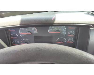 Volvo VNL Instrument Panel Cluster