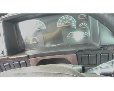 Volvo VNL Instrument Panel Cluster