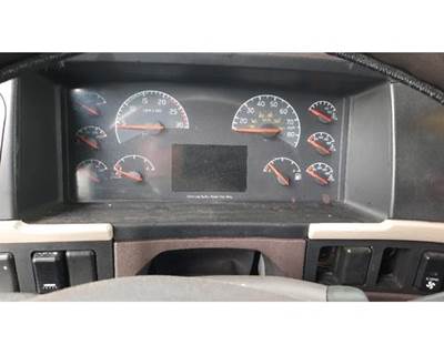Volvo VNL Instrument Panel Cluster