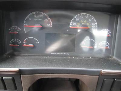 Volvo VNM Instrument Panel Cluster