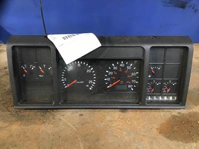 Volvo VNM Instrument Panel Cluster