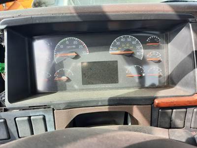 Volvo VNM Instrument Panel Cluster
