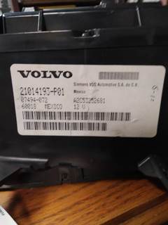 Volvo VNM Instrument Panel Cluster