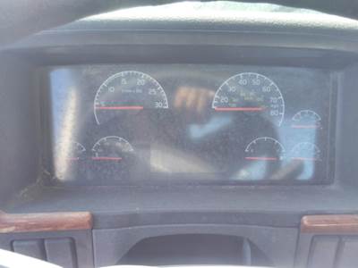 Volvo VNM Instrument Panel Cluster