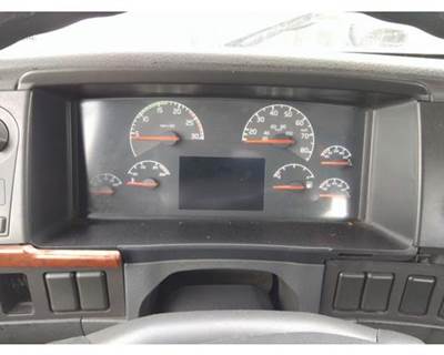 Volvo VNM Instrument Panel Cluster