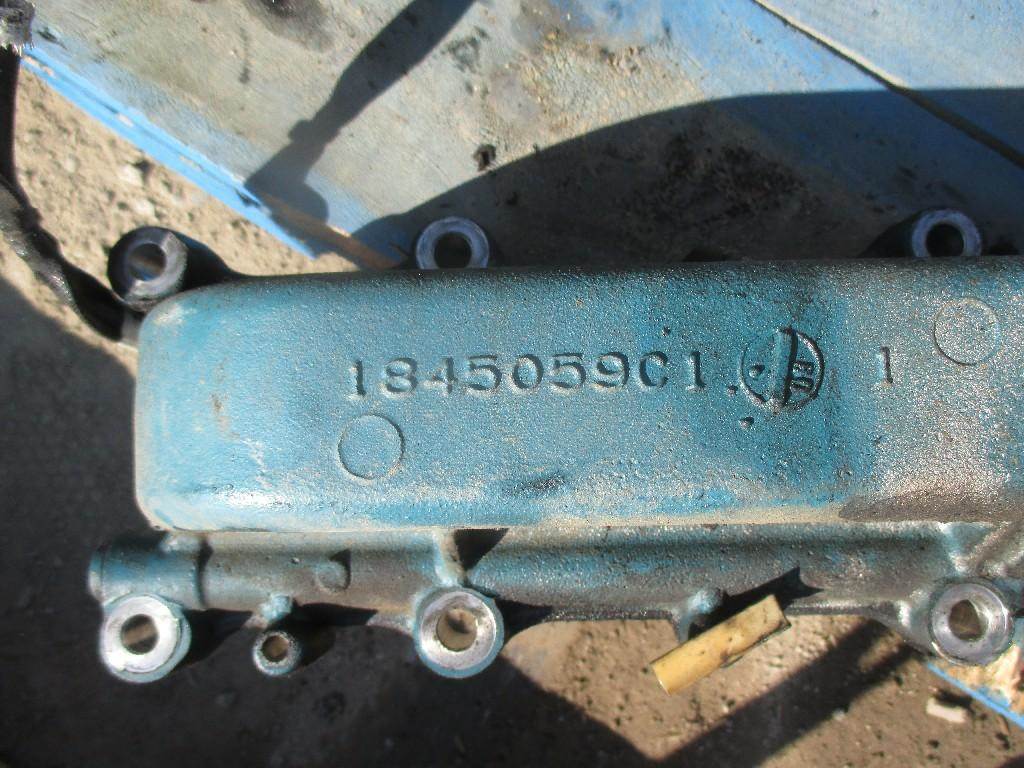 2006 International DT466E (EGR) Intake Manifold for a International 4300 For Sale Stockton, CA