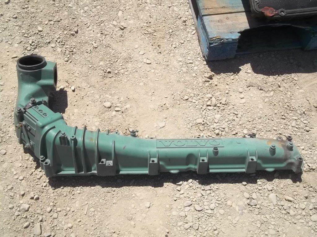 2015 Volvo D13 Intake Manifold for a Volvo VNL For Sale Stockton, CA