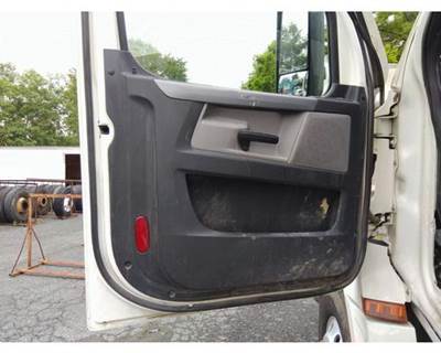 Freightliner Cascadia 126 Left Interior Door Panel