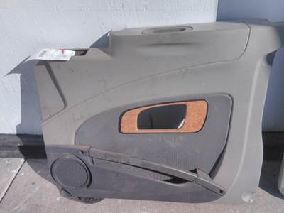 International ProStar Right Interior Door Panel for a International PROSTAR 113