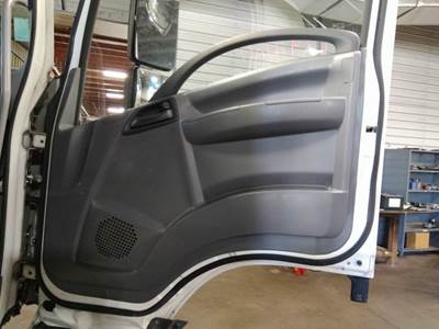 Isuzu FTR Right Interior Door Panel