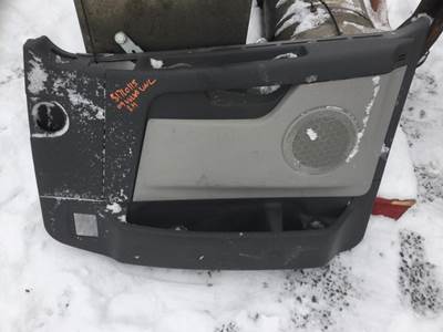 Volvo VNL Right Interior Door Panel