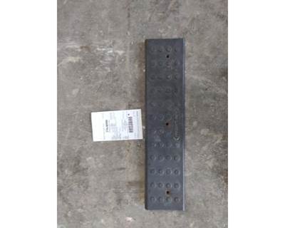 Used 2016 Freightliner Cascadia 125 Interior Door Sill