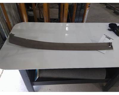 Used 2012 Freightliner Cascadia 125 Dash Trim, Right Side, Part # 22-62572-000